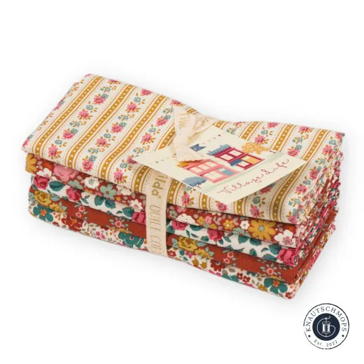 Tilda Fat Quarter Bundle - Village Life - Rust/Ochre Tilda Fat Quarter Bundle - Village Life - Rust/Ochre