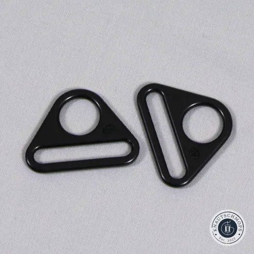 ByAnnie's - 1.5inch Triangle Ring flat - Black metal