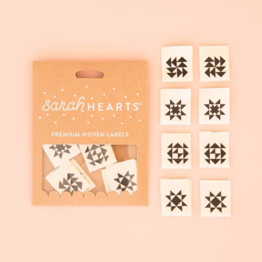 Sarah Hearts Label - Quilt Block schwarz