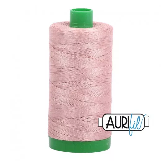 Aurifil 40wt Baumwollgarn - Antique Blush (große Spule)