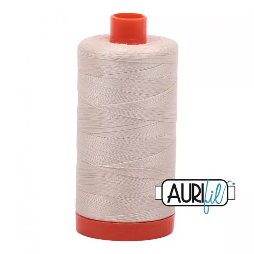 Aurifil 50wt Baumwollgarn - Light Beige