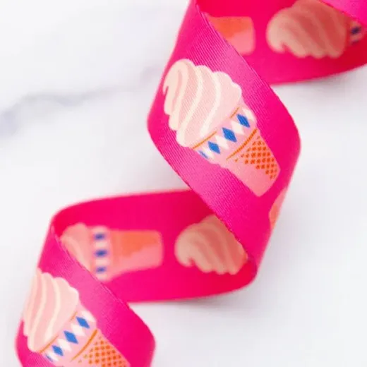 Ruby Star Society Gurtband 1.5" - Ice Cream in Playful Ruby Star Society Gurtband 1.5" - Ice Cream in Playful