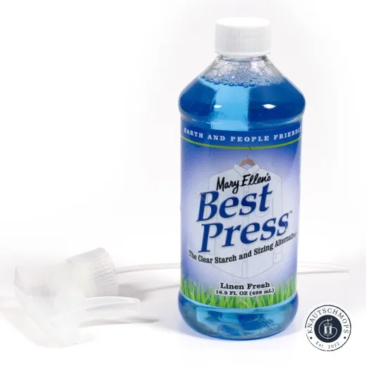 Best Press Linen Fresh Flasche Best Press Sprühflasche "Linen Fresh" mit abgenommenem Sprühkopf neben der geschlossenen Flasche, Frontetikett sichtbar.