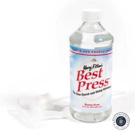 Best Press Scent-Free Flasche Best Press Sprühflasche "Scent-Free" mit abgenommenem Sprühkopf neben der geschlossenen Flasche, Frontetikett sichtbar.