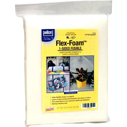 Verpackung des Pellon Flex-Foam 1-Sided Fusible Stabilizers, stehend fotografiert mit Anwendungsbeispielen