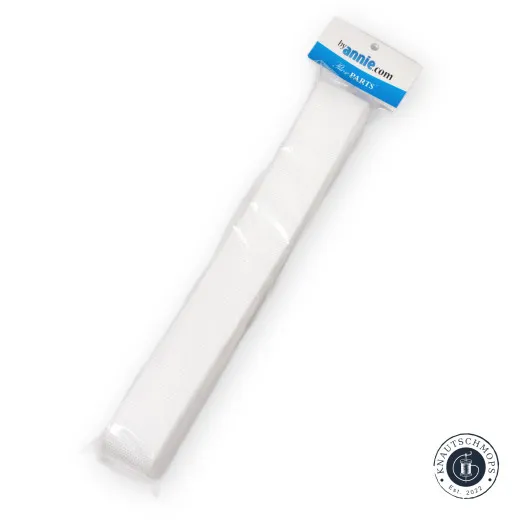 Gurtband 1,5 Zoll weiß 6 Yard, Verpackung Verpackte Rolle des ByAnnie's Polypro-Gurtbands (1,5 Zoll, 6 Yard) in Weiß mit Produktetikett