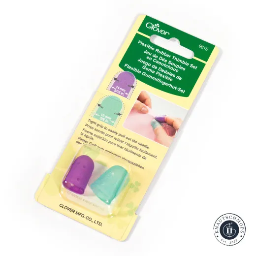 Clover Gummifingerhut-Set in der Verpackung, Ansicht schräg von oben mit Clover-Logo und Größenangaben