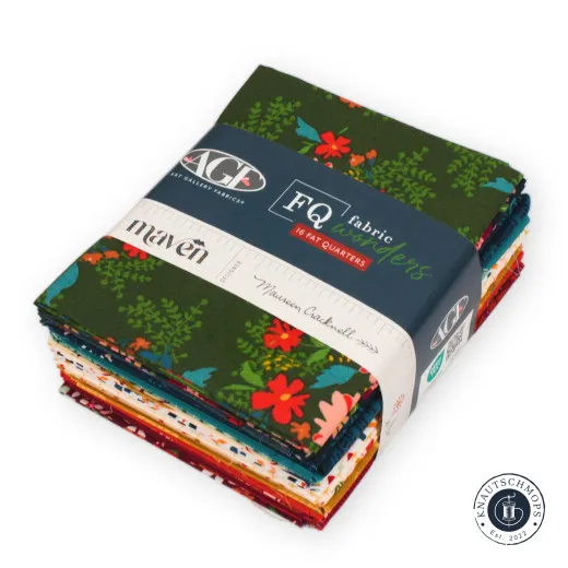 Maven Fat Quarter Bundle: grünes Blumenmuster-Stoff mit Banderole "FQ fabric wonders – 16 Fat Quarters", Maven von Maureen Cracknell