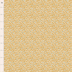 Blätter- und Beerenmuster von Lillian Ochre aus der Tilda-Kollektion Village Life mit Zoll-Lineal zur Größenreferenz.