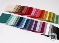 Alle 50 Farben des Fat-Eight-Bundles diagonal aufgefächert