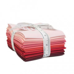 Moda Bella Solids Fat Quarter Bundle - Red Moda Bella Solids Fat Quarter Bundle - Red
