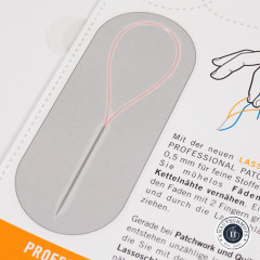Nahaufnahme der Lasso Nadel 0,5 mm mit rosa Lassoschlaufe auf der Blisterkarte