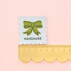 Sarah Hearts Label - Bows Handmade