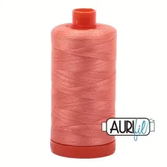 Aurifil 50wt Baumwollgarn - Light Salmon Aurifil 50wt Baumwollgarn - Light Salmon