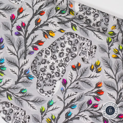 Tula Pink Baumwoll Designerstoff - Graywork - Beautymark - Fog