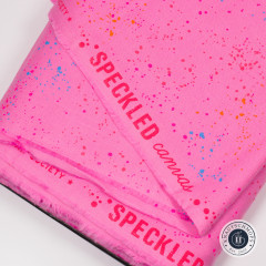 Gefalteter pinker Speckled Canvas mit Webkante und rotem Schriftzug Speckled Canvas