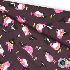 Diagonal gefalteter Baumwollstoff Frogmiliars Eggplant mit Fröschen, Hexenhüten und Kesseln