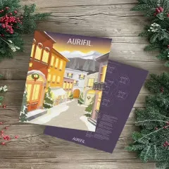 Vorder- und Rückseite der Aurifil Adventskalenderbox auf einem Holztisch, umrahmt von Tannenzweigen und roten Beeren.