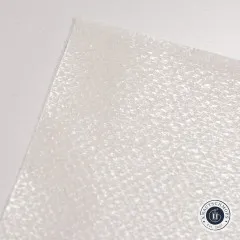HeatnBond beim Aufbügeln auf Stoff