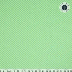 Gesamte Stoffbreite von Check Please Moonbeam mit Zentimeter-Maßband am unteren Rand.