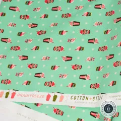 Webkante mit Schriftzug Brain Freeze und Cotton + Steel auf mintgrünem Baumwollstoff