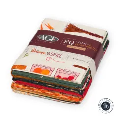 Fat Quarter Bundle Season and Spice mit Banderole, herbstliches Erntemotiv mit Karotten und Besen.