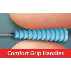 Makroaufnahme des geriffelten blauen Comfort-Grip-Griffs einer Magic Pin zwischen zwei Fingern.