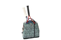 Courtside-Rucksack in türkisem Kreis-Muster mit zwei herausragenden Tennisschlägern.