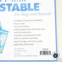 Nahaufnahme des Verpackungsetiketts mit den Produkteigenschaften des Schaumstoff-Stabilisators.
