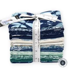 Nahaufnahme des Etiketts Bluebell mit Designerfoto von Janet Clare