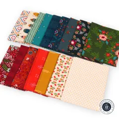 Fat Quarters der Maven-Kollektion diagonal gestaffelt aus seitlicher Perspektive