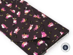 Gefalteter Baumwollstoff Frogmiliars Eggplant mit pinken Fröschen auf Stoffbolzen