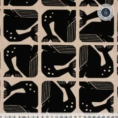 Musterausschnitt mit Maßstab: tiefschwarze Walsilhouetten der Farbvariante "Night Sky" auf naturfarbenem Canvas.