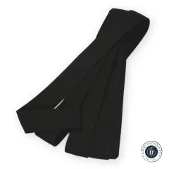 Aufgerolltes ByAnnie's Polypro-Gurtband in Schwarz, freigestellt