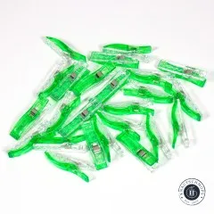 Lose gestapelte grüne Clover Jumbo Wonder Clips