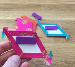 Rückseite der Verpackung mit Sicherheitshinweisen