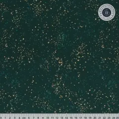 Speckled Pine Stoffmuster in Großansicht mit Zentimeter-Maßband, gut erkennbar die goldfarbenen Metallic-Tupfer.
