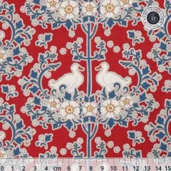 Musterdetail "Duck Nest" in Red mit Entenpaar-Damastmuster und Lineal (ca. 15cm)