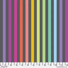 Musterdetail des Streifenmusters „Disco Stripe" auf Carbon-Grund, Zoll-Lineal zum Größenvergleich.