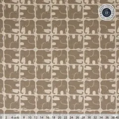 Übersicht der Musterwiederholung mit Zentimeter-Lineal über die volle Stoffbreite.