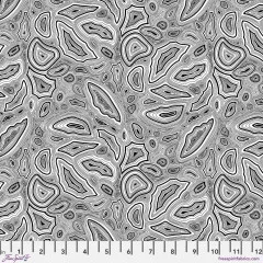 Original-Musterfoto von FreeSpirit Fabrics mit Zoll-Maßstab, zeigt „Mineral“ in Paper in Studioqualität.