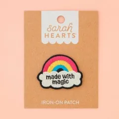 Iron-On Patch „Made with Magic" einzeln freigestellt vor weißem Hintergrund.