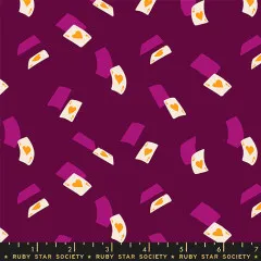 Digitale Rapportdarstellung der Spielkarten mit Zentimeter-Maßstab und Ruby-Star-Society-Schriftzug.
