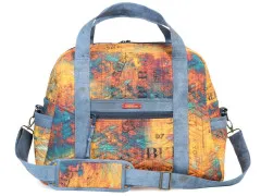 Reisetasche mit orange-türkisfarbenem Vintage-Zeitungsdruck und grauem Kontrastband.