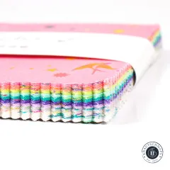 Rückseite der Verpackung mit Pflegehinweisen, Artikelbezeichnung und Barcode.
