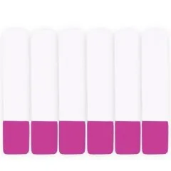 Sechs Sewline Glue Sticks nebeneinander, weiße Hülsen mit pinkfarbenem Sockel