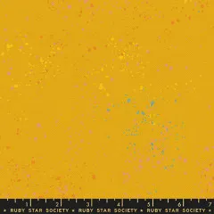 Detailansicht Speckled Canvas Goldenrod mit rosa, orangen und blauen Sprenkeln und Ruby Star Society Lineal