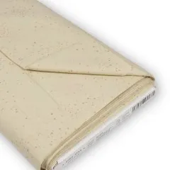 Gefalteter Stoffballen in Parchment mit Ruby-Star-Society-Etikett der Kollektion Speckled von Rashida Coleman-Hale.