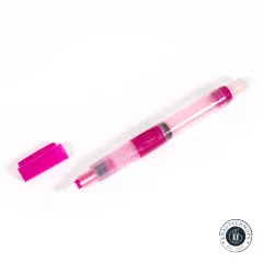 Sewline Aqua Eraser mit abgenommener pinker Kappe und sichtbarer weißer Filzspitze