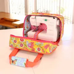 Seitenansicht der Tasche mit Stauraum für Zubehör